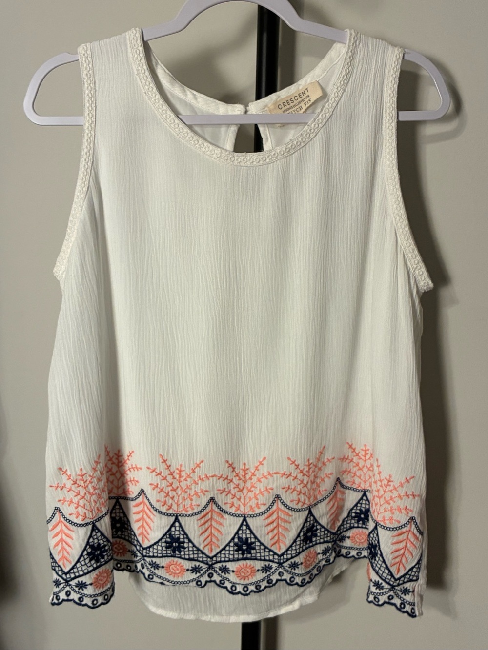 Crescent White Embroidered Sleeveless Tank Top XL Petite